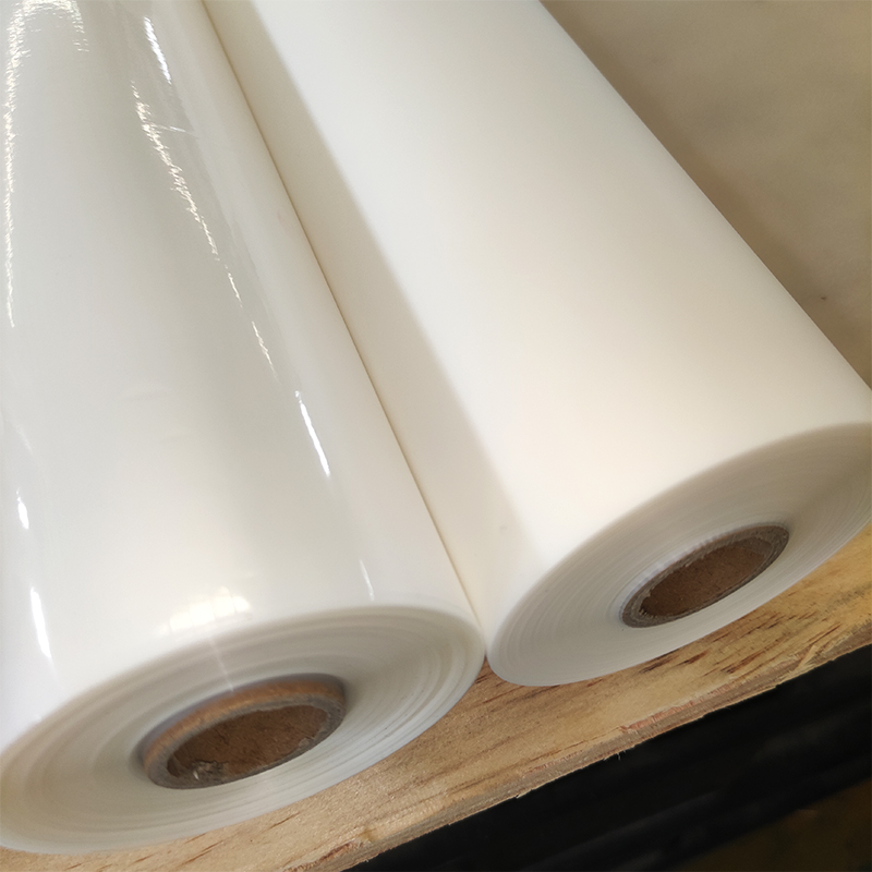Ano ang pagkakaiba sa pagitan ng soft touch thermal laminating film at scratch resistant thermal laminating film?