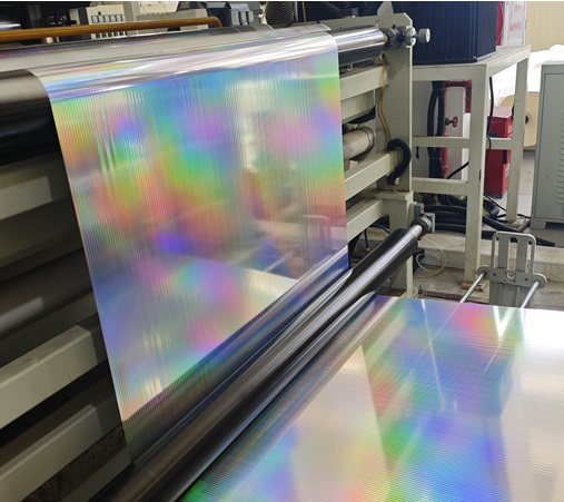 High-gloss holographic diamante pattern thermal lamination film